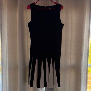 Black and White Sleeveless Dress